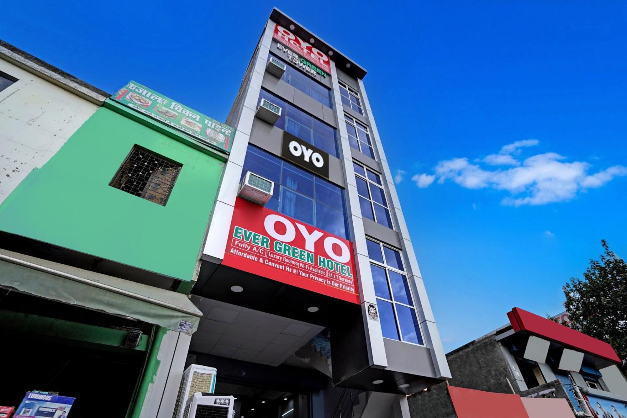 Oyo Flagship Evergreen Tower Hotel Ghaziabad Εξωτερικό φωτογραφία